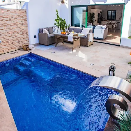 Casa Evelyn Piscina Climatizada Villa Playa Blanca  Exterior photo