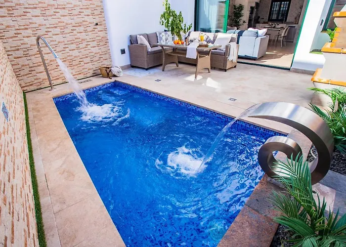 Casa Evelyn Piscina Climatizada