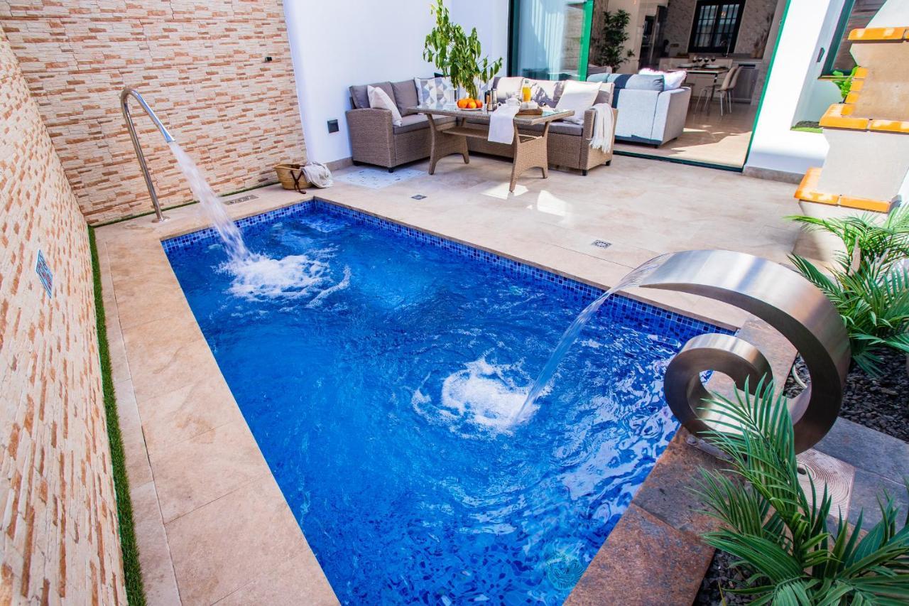 Vakantiehuis Casa Evelyn Piscina Climatizada